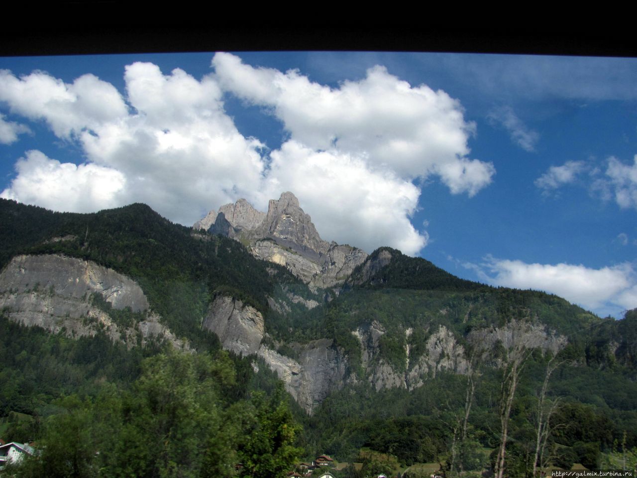 Знакомство с Альпами началось с Эгюй -де -Гран -Монте Шамони, Франция