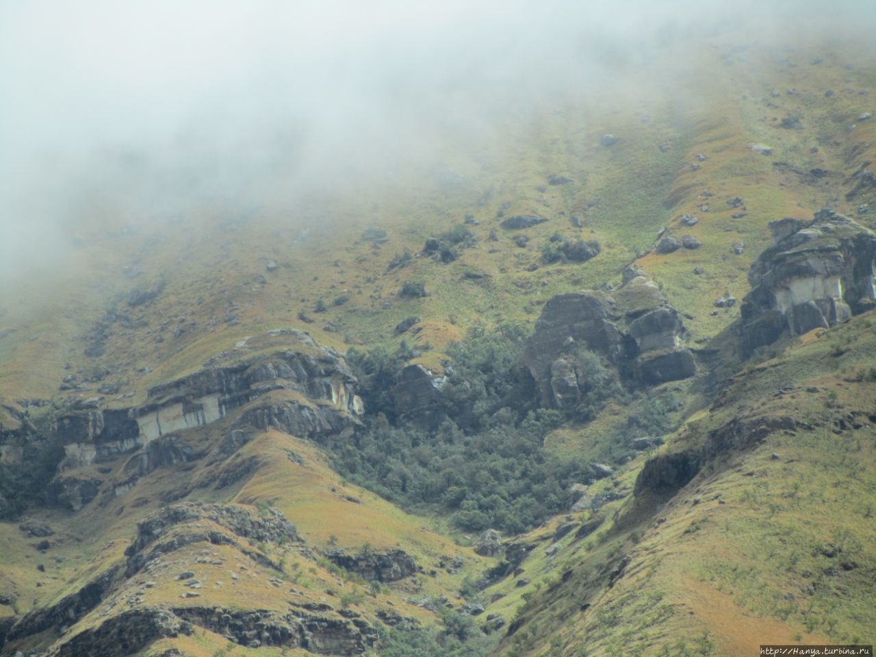 Парк uKhahlamba Drakensberg Park Малоти-Дракенсберг Национальный Парк, ЮАР