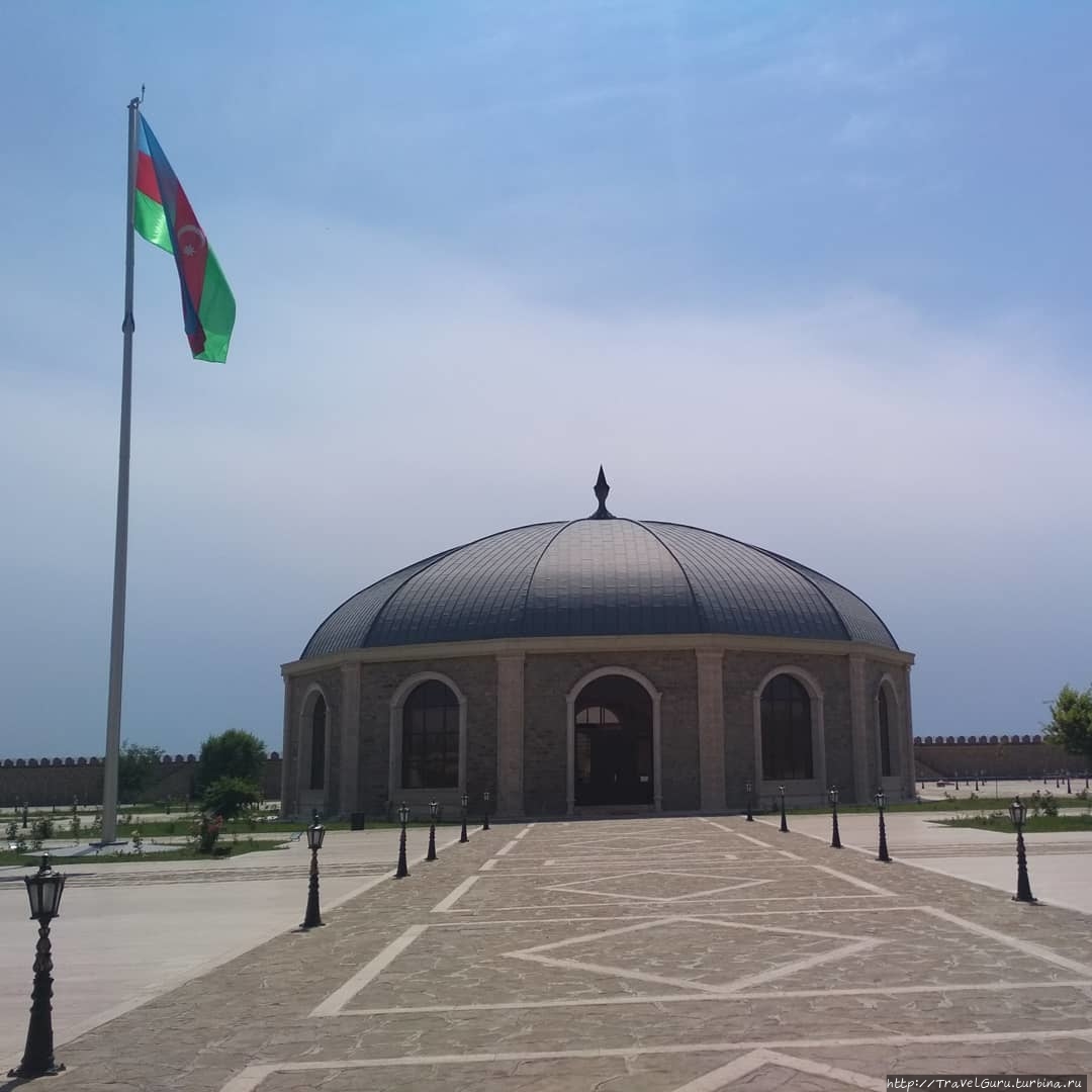 Гробница Ноя Нахичевань, Азербайджан