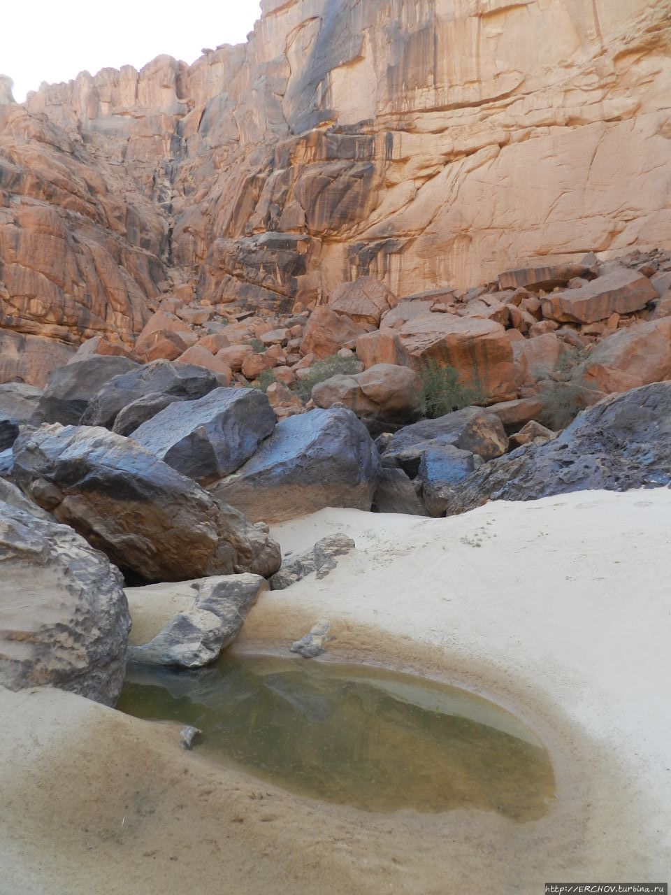 Чад. Ч — 9. Гельта Арчей. Как мы искали крокодилов Горное плато Эннеди, Чад Чад. Ч — 9. Гельта Арчей. Как мы искали крокодилов Горное плато Эннеди, Чад