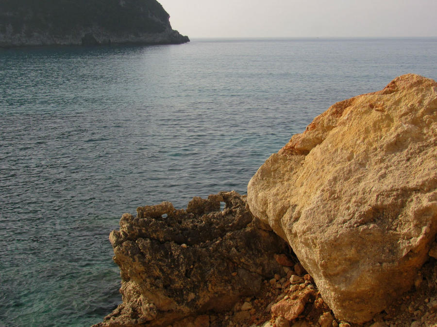 Недалеко от отеля нашёл эту каменную лягушку  :) Корфу, остров Корфу, Греция