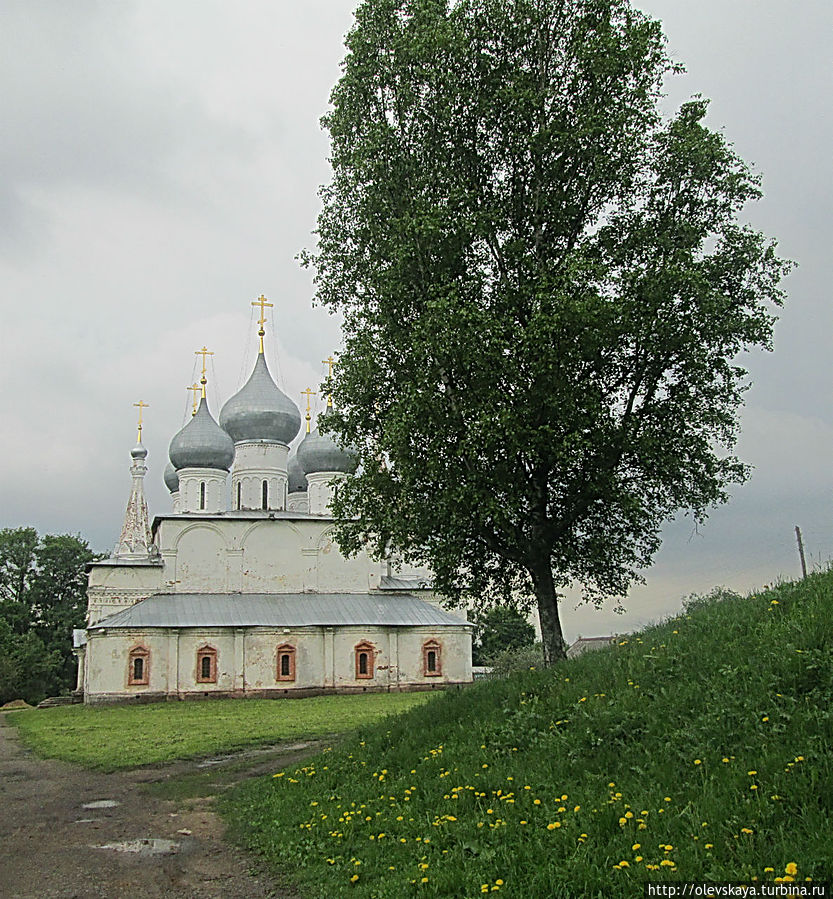 Заброшенный красавец Тутаев, Россия