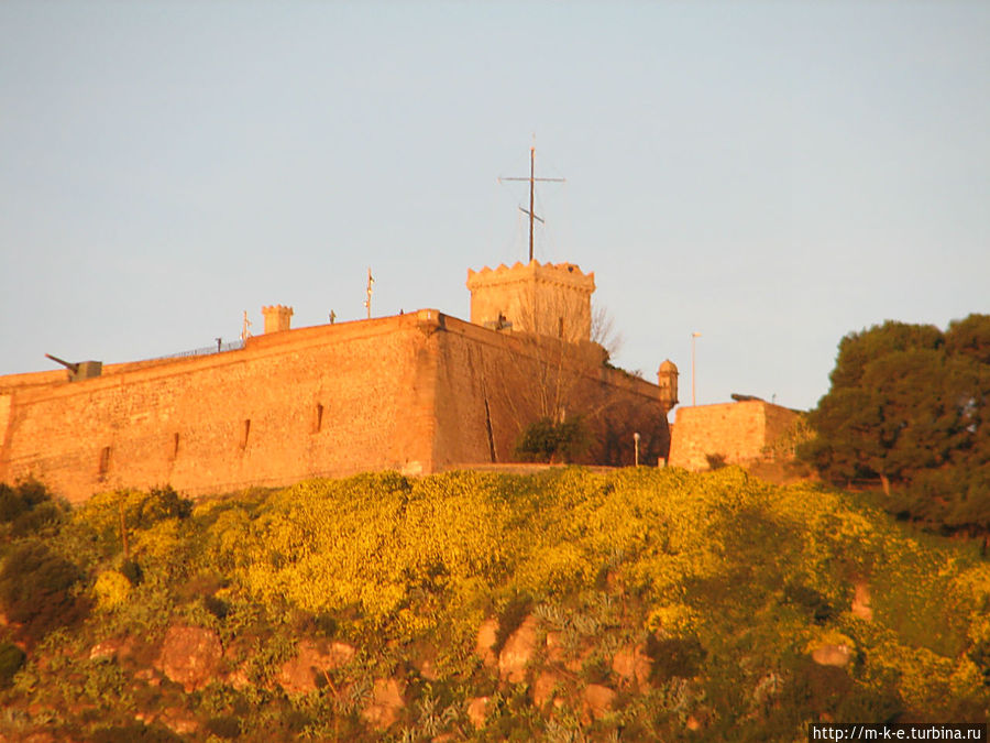 Замок Монтжуик