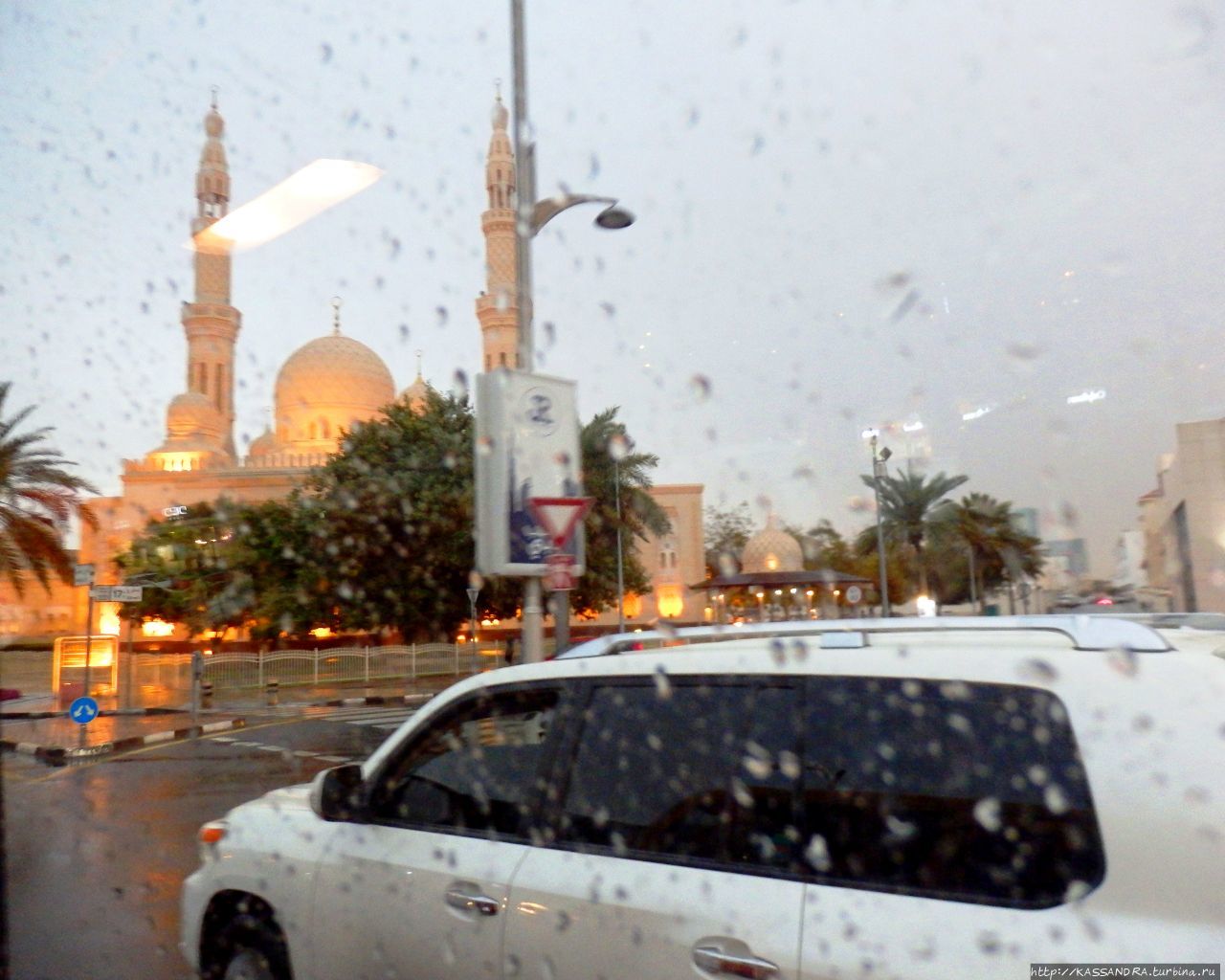 Дождь в Дубае Дубай, ОАЭ