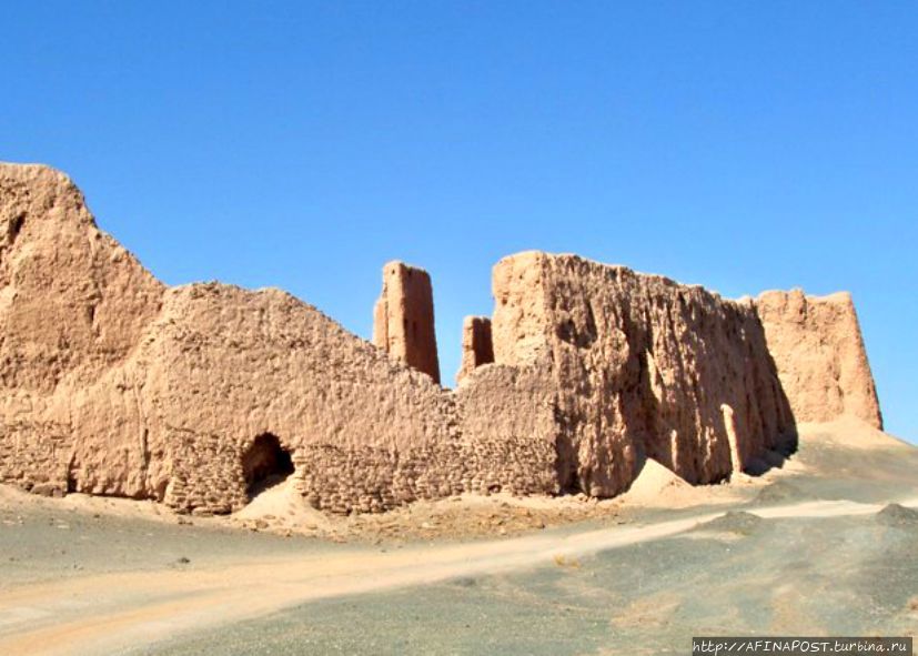 Джанпык-кала - крепость, похожая на верблюда