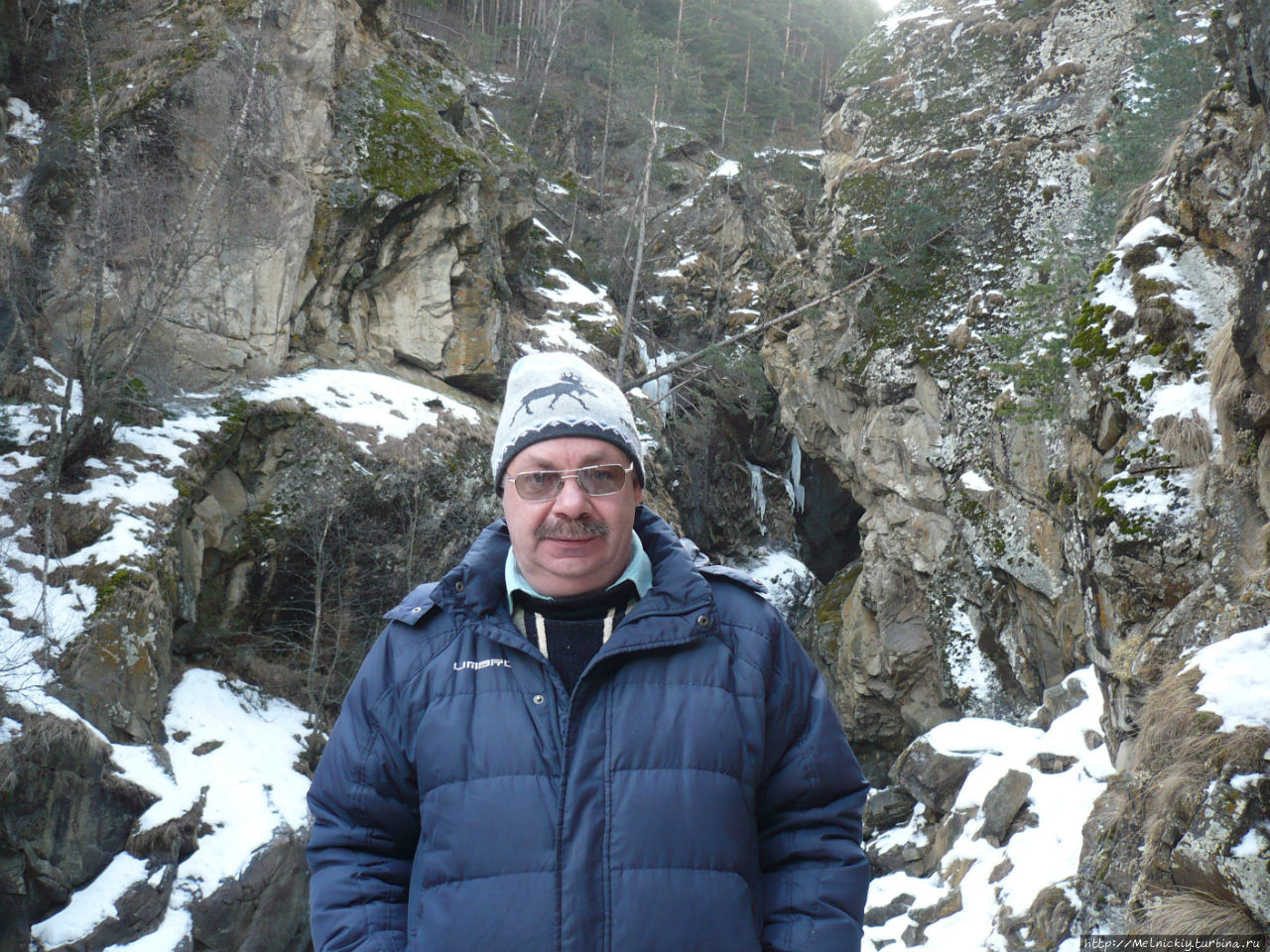 Водопад на реке Адыр-Су Верхний Баксан, Россия