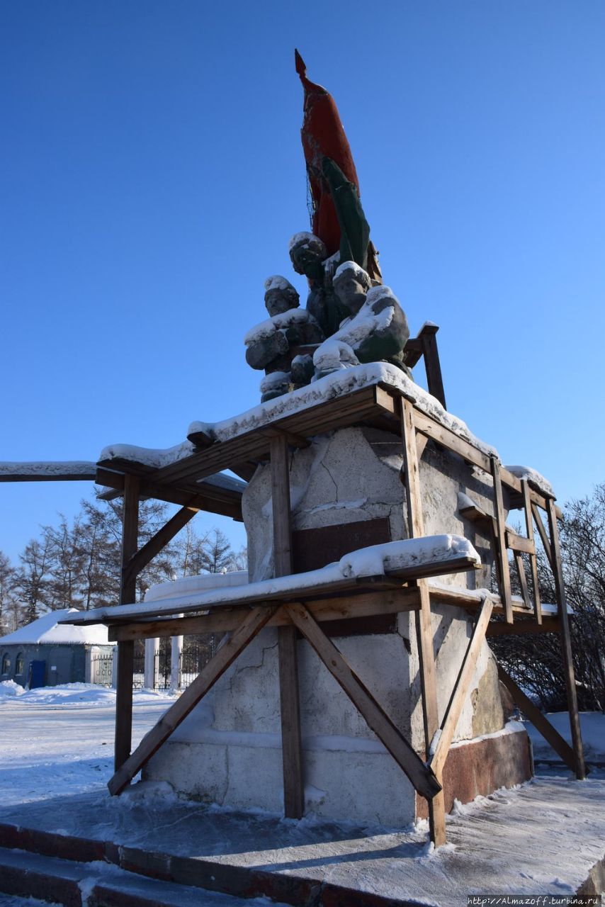 Памятник Бабр Иркутск, Россия