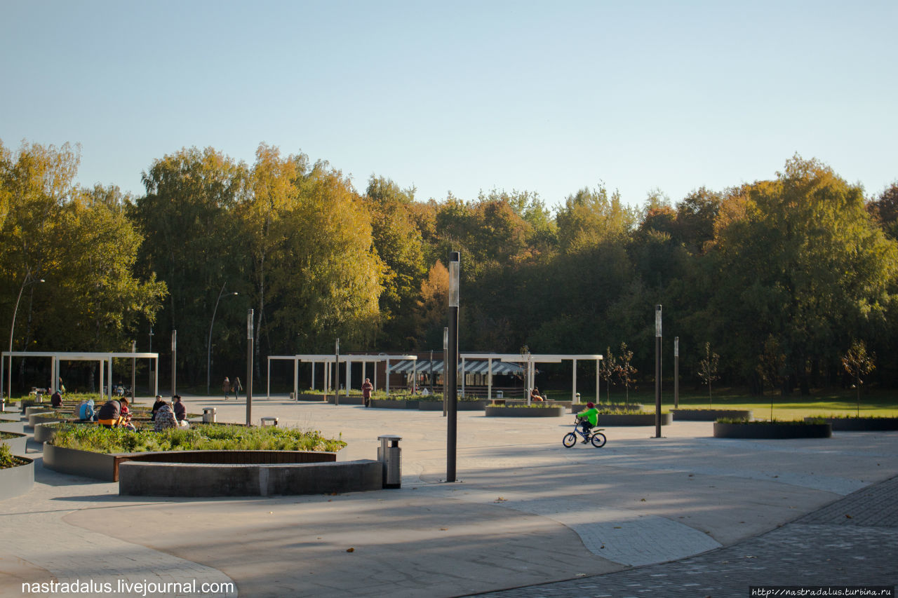 Осень в Кузьминках Москва, Россия