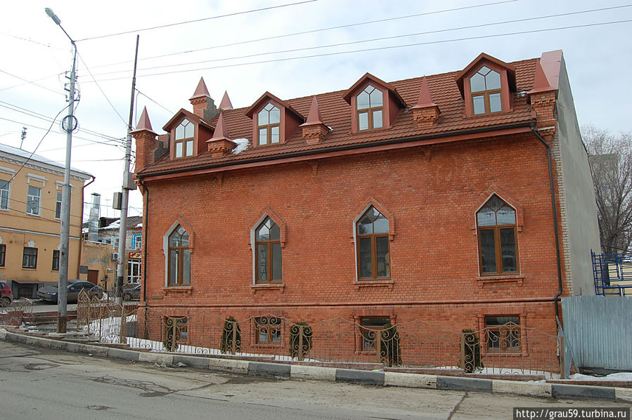 Здание колбасной фабрики Кизнер и Глок (ул.Челюскинцев, 58) Саратов, Россия