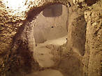 Один из коридоров подземного города Каймаклы в Каппадокии.