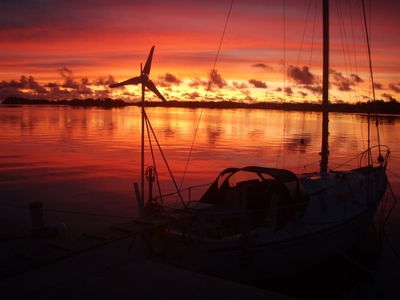 Рассвет в Сент Джорджес, Бермуды.