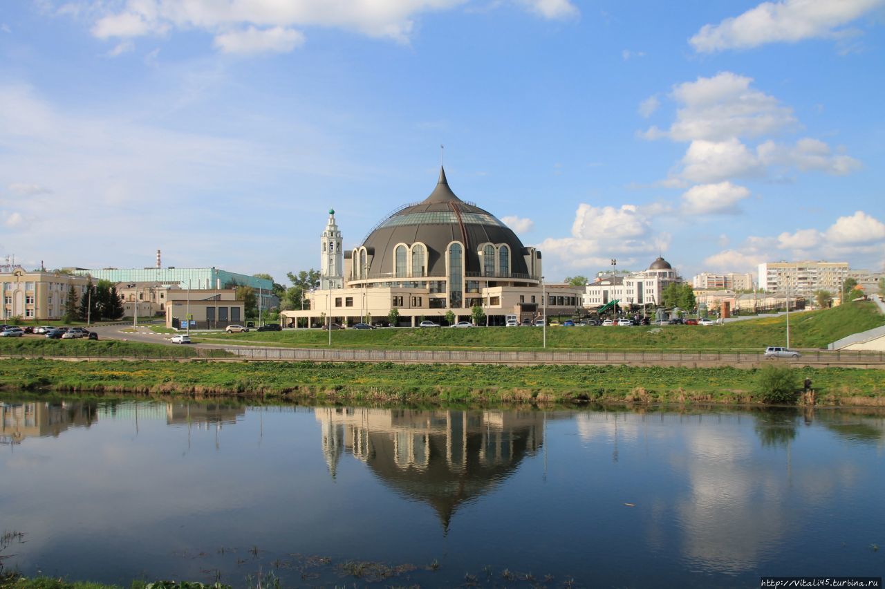 Р. Упа и Музей оружия