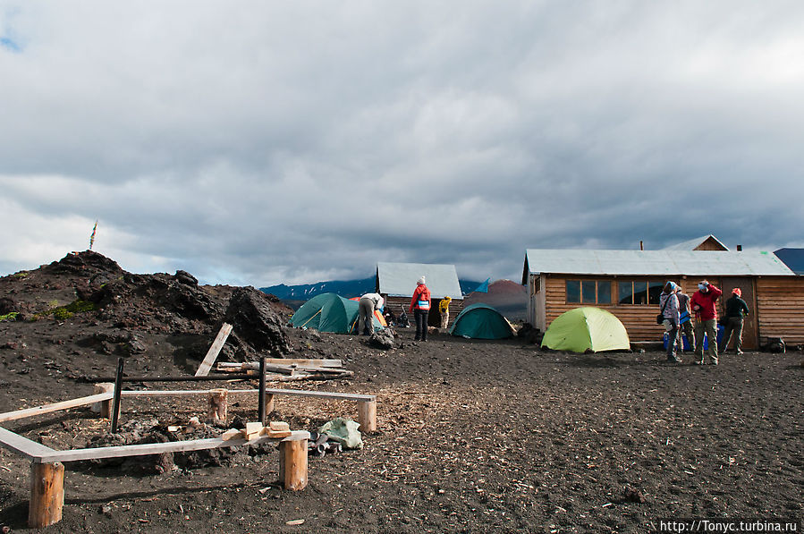Наши палатки на базе Камчатский край, Россия