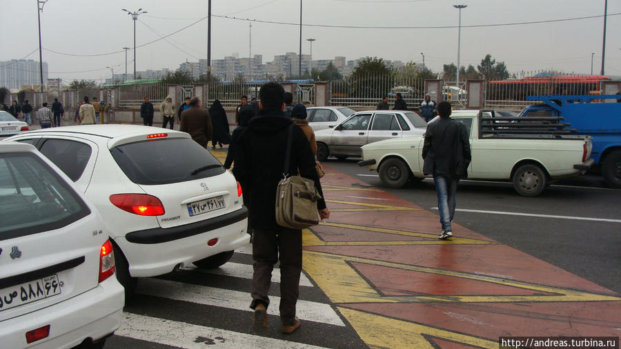 Пешеходный переход Тегеран, Иран
