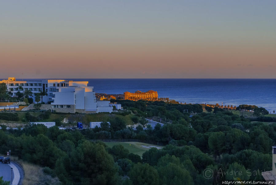 На закате Ситжес, Испания