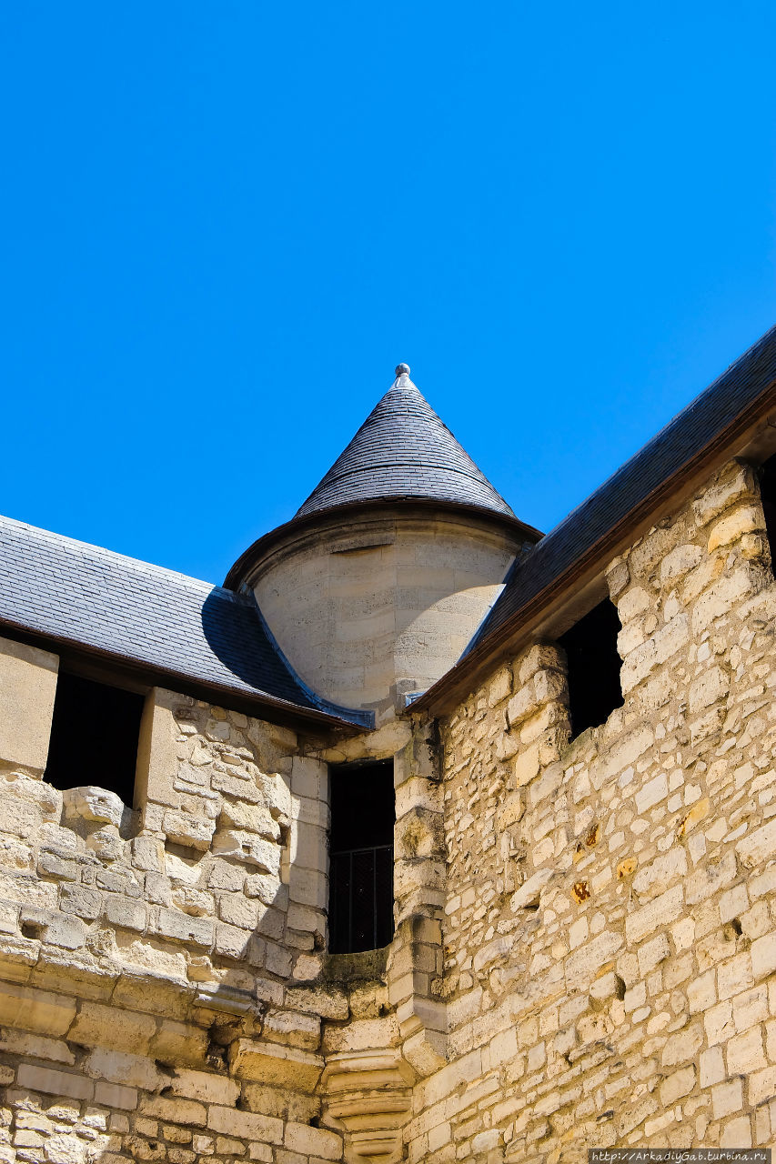 Венсенский замок. Судеб великих нестареющий палач Венсен, Франция