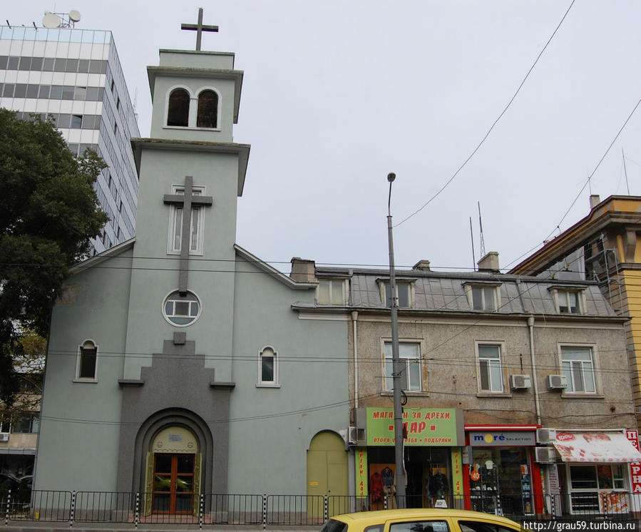 Римско-католическая церковь Дева Мария Богородица Бургас, Болгария