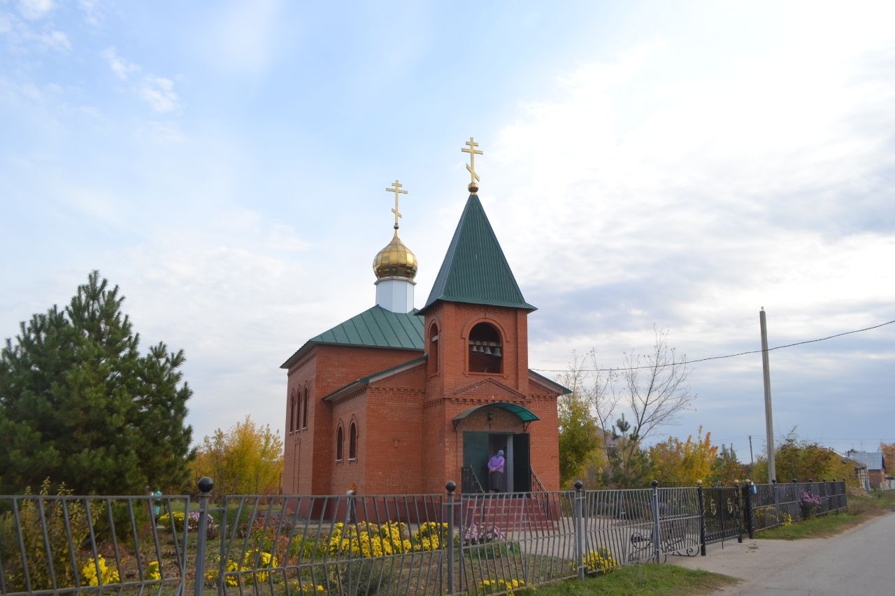 Храм в честь Рождества Предтечи, Крестителя Иоанна Подлесное, Россия