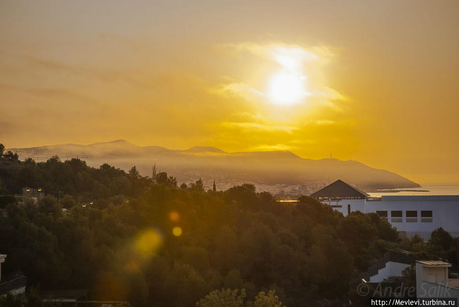 Рассвет. Ситдес Ситжес, Испания