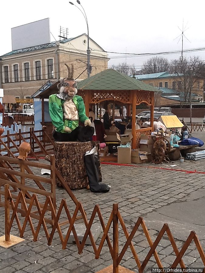 Широкая Масленица. Подготовка на главной площади Харькова Харьков, Украина