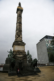 Колонна Конгресса со статуей короля Леопольда I наверху.