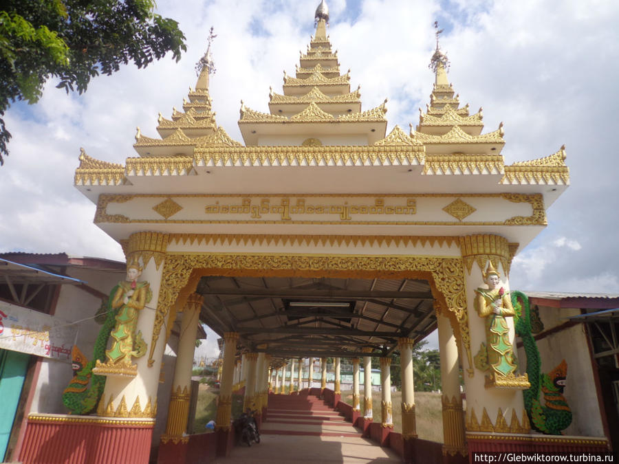 Тханлуин: прогулка по центру города Янгон, Мьянма