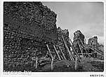 Ян Булгак стал свидетелем укрепления стен замка в 1930-х годах. Похоже, поляки думали сделать реставрацию этого замка в межвоенное время.