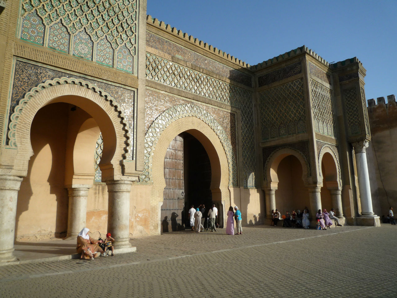Ворота Баб-аль-Мансур / Bab al-Mansour gate