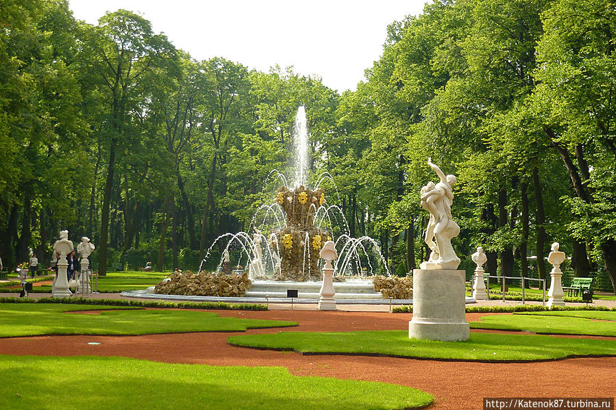 Старый новый Летний сад. Санкт-Петербург, Россия