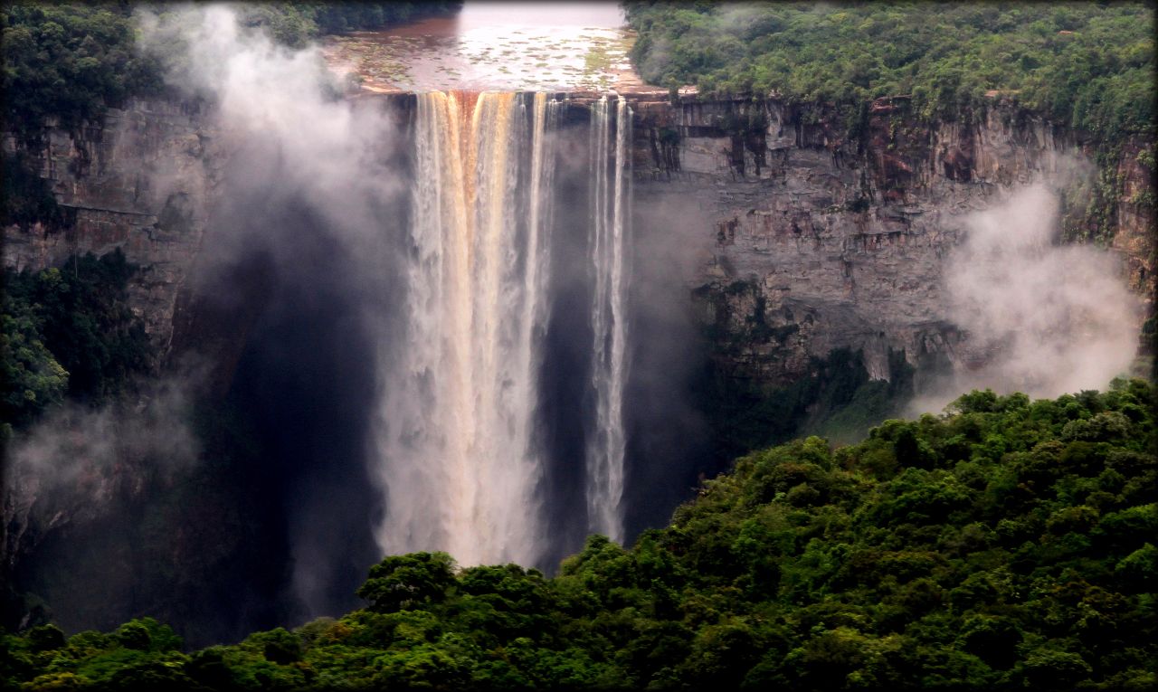 Водопад Кайетур фото