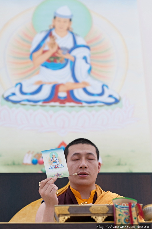 17-й Кармапа Тхае Дордже даёт посвящение на Речунгпу в Германии