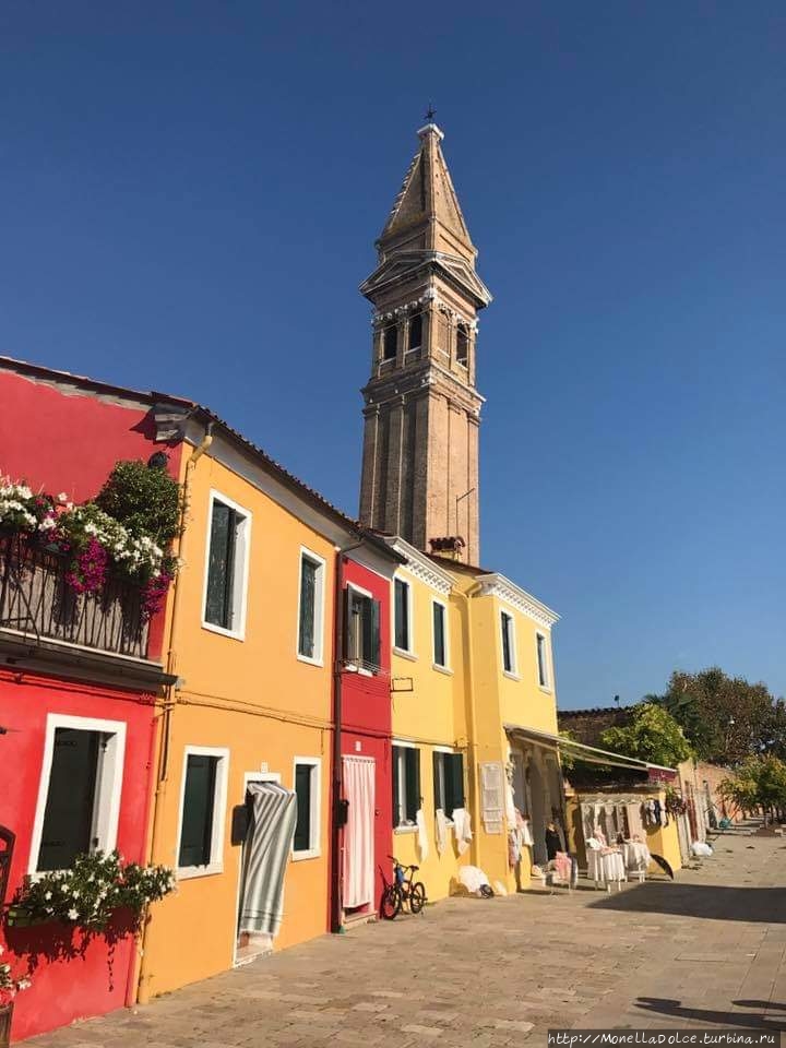 Пешеходный маршрут на Isola Burano Остров Бурано, Италия