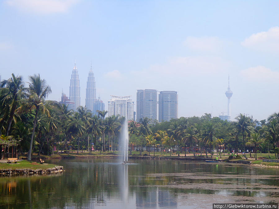 Куала-Лумпур. Озеро Tasik Titiwangsa Куала-Лумпур, Малайзия