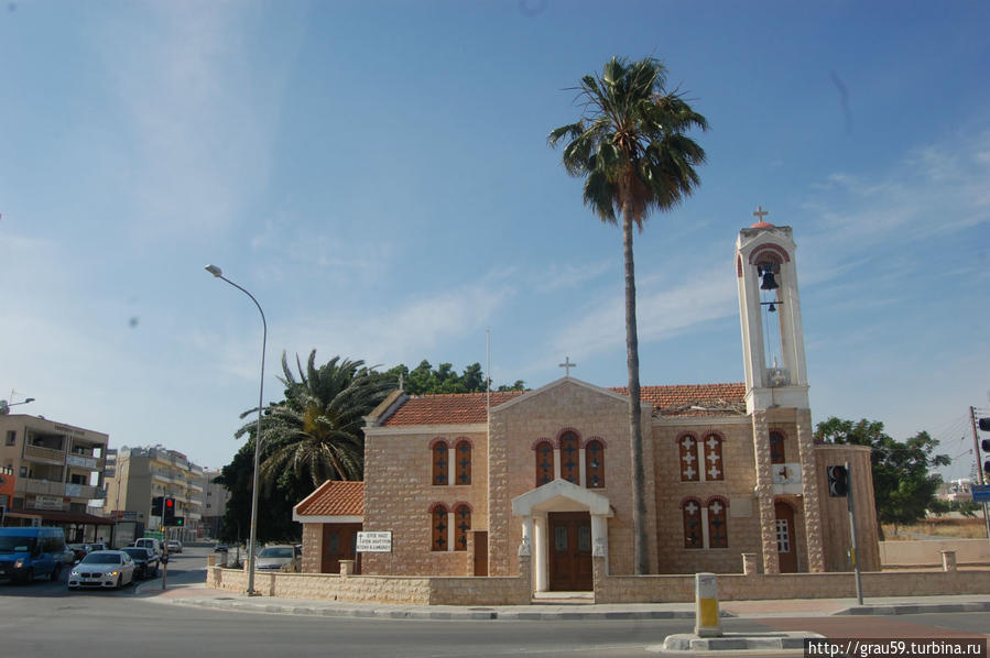 Церковь святых целителей Космы и Дамиана Ларнака, Кипр