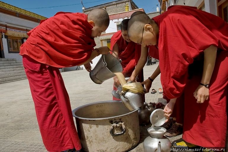 Дом тибетского чая Лхаса, Китай