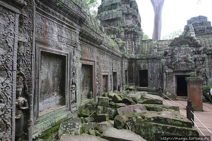 Западная стена внутреннего корпуса храмового комплекса Та Пром. Фото из интернета Ангкор (столица государства кхмеров), Камбоджа