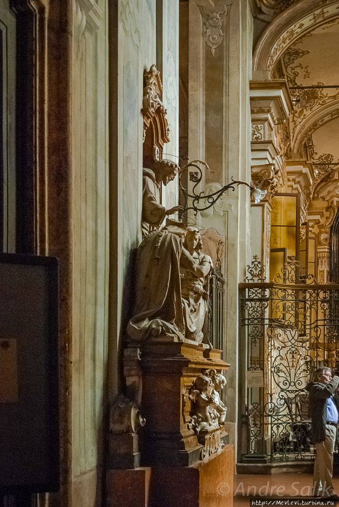 Церковь Сант-Амброджо Милан, Италия