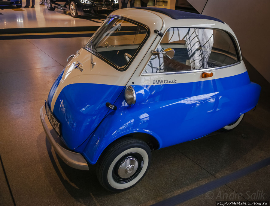 Мир БМВ Мюнхен, Германия