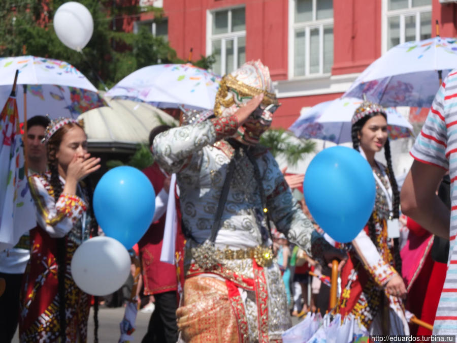 Дарю Вам тысячи улыбок!!! Красноярский карнавал, городу 386 Красноярск, Россия