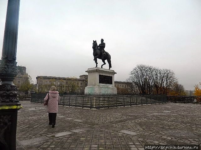 памятник Генриху iv (веселый повеса) Париж, Франция