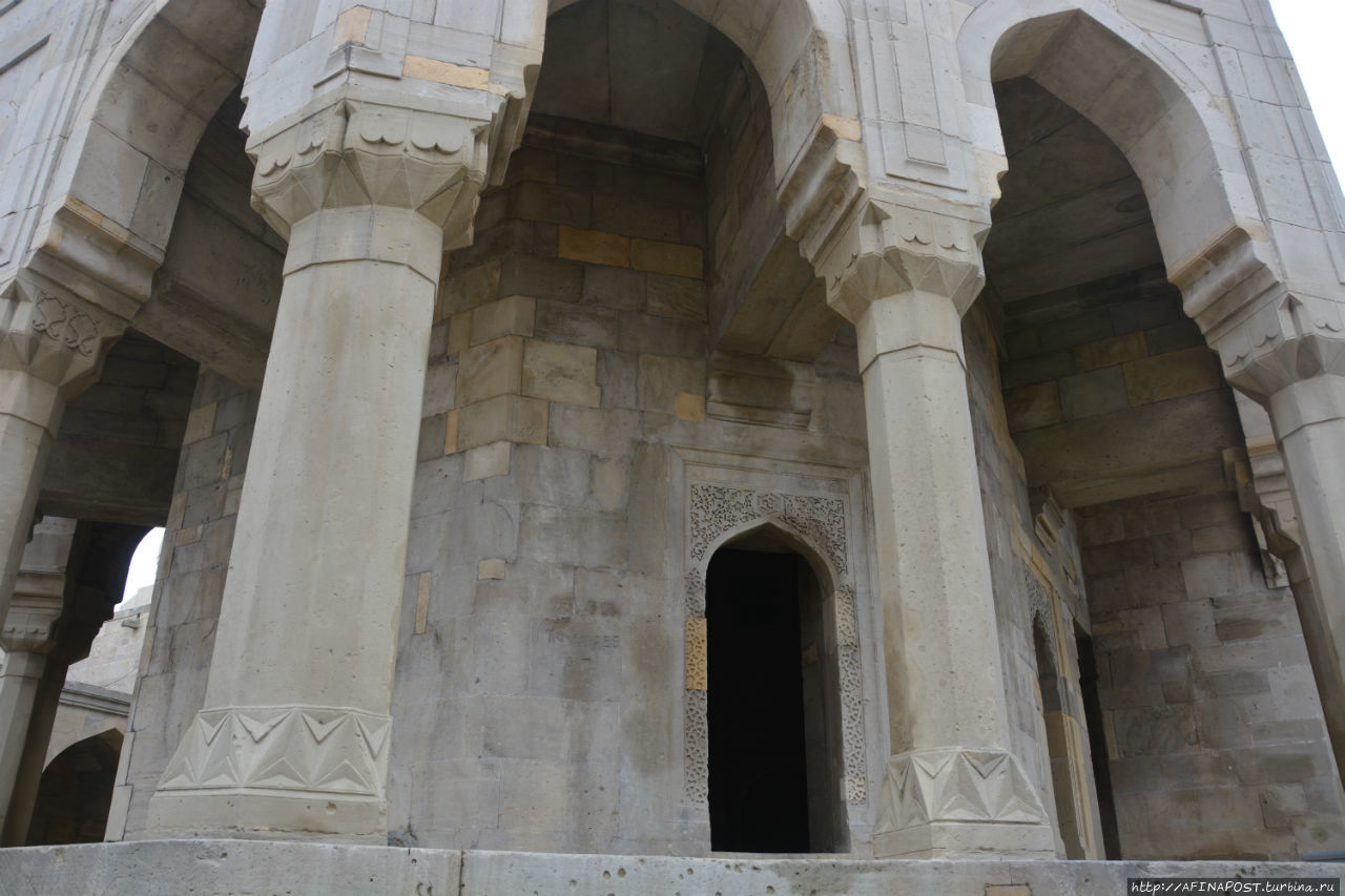 Диван-хане — шахский недострой Баку, Азербайджан