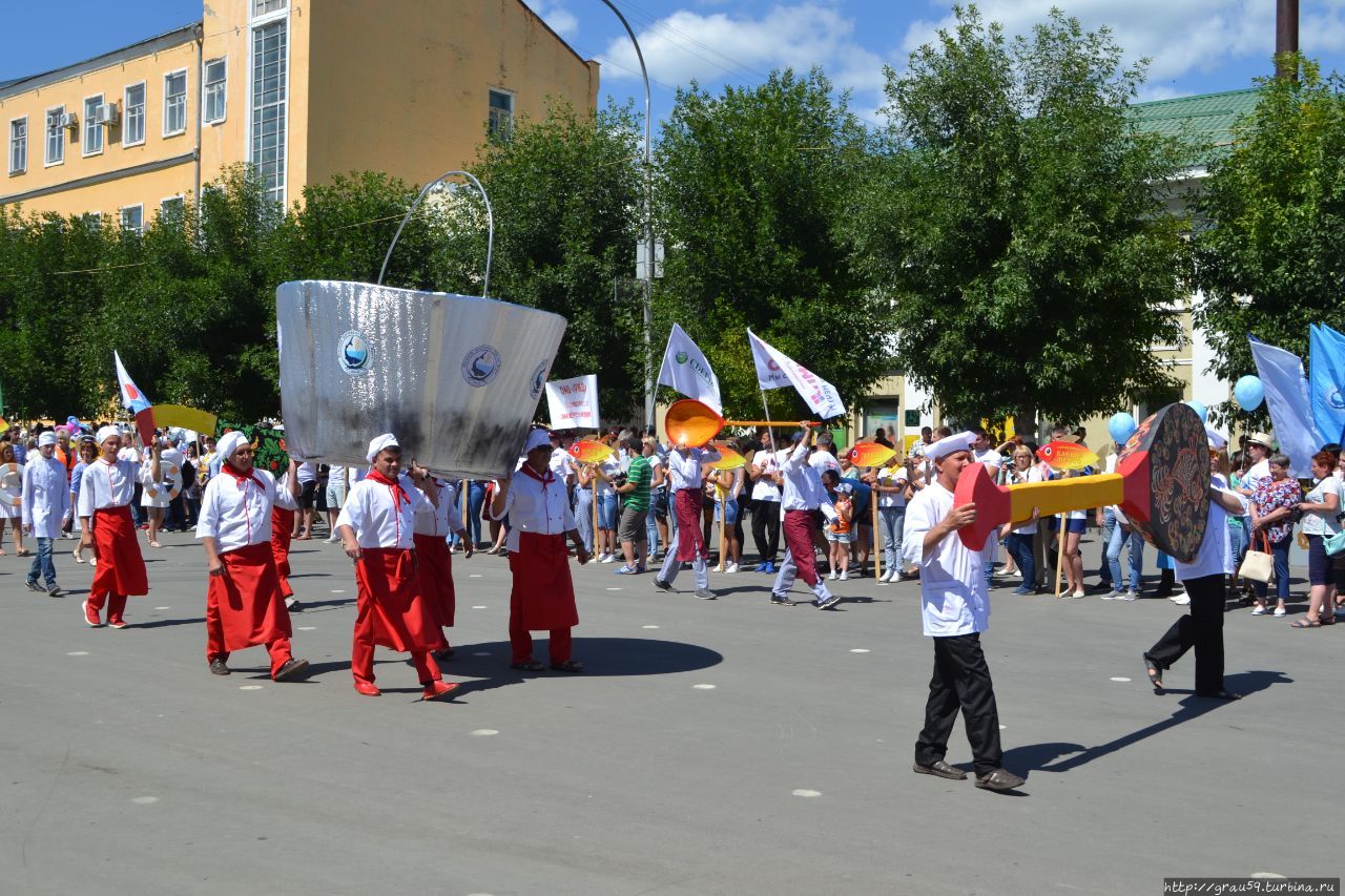 Фестиваль ухи на Волге Вольск, Россия