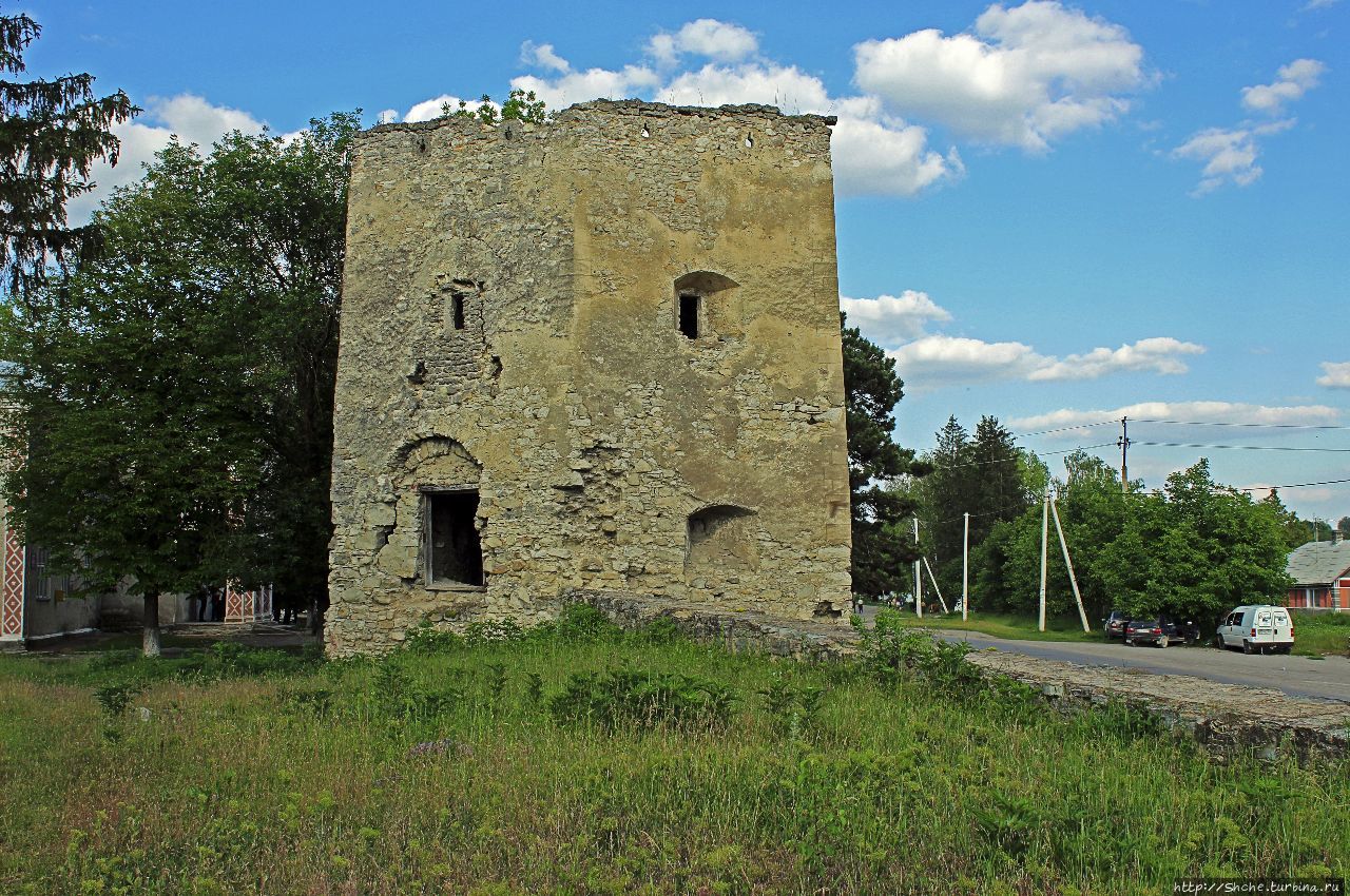 Замок Концких Кривче, Украина