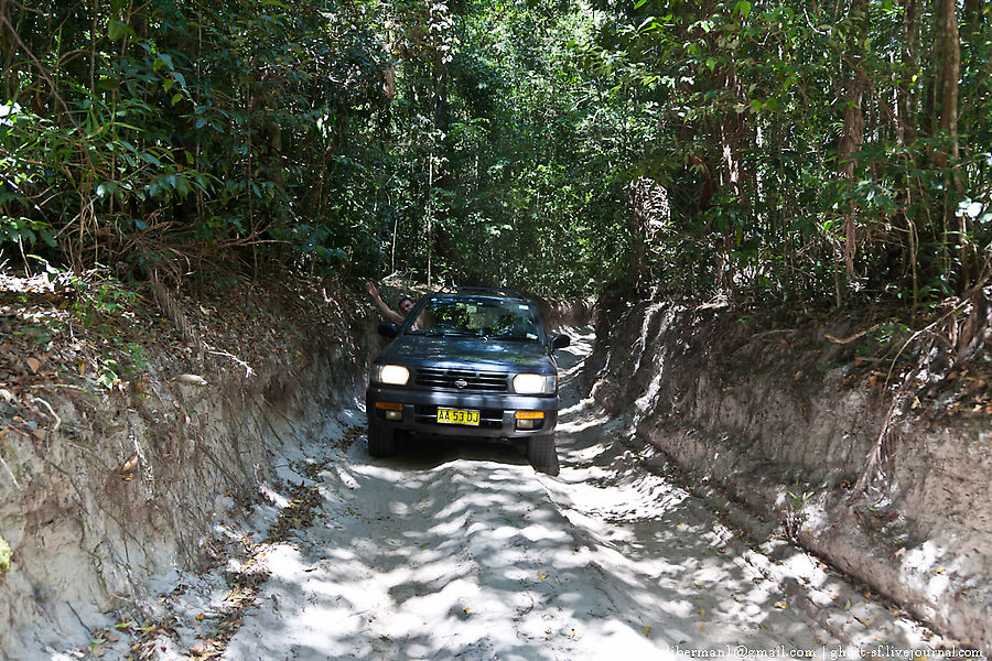 ну и как тут разъехаться?