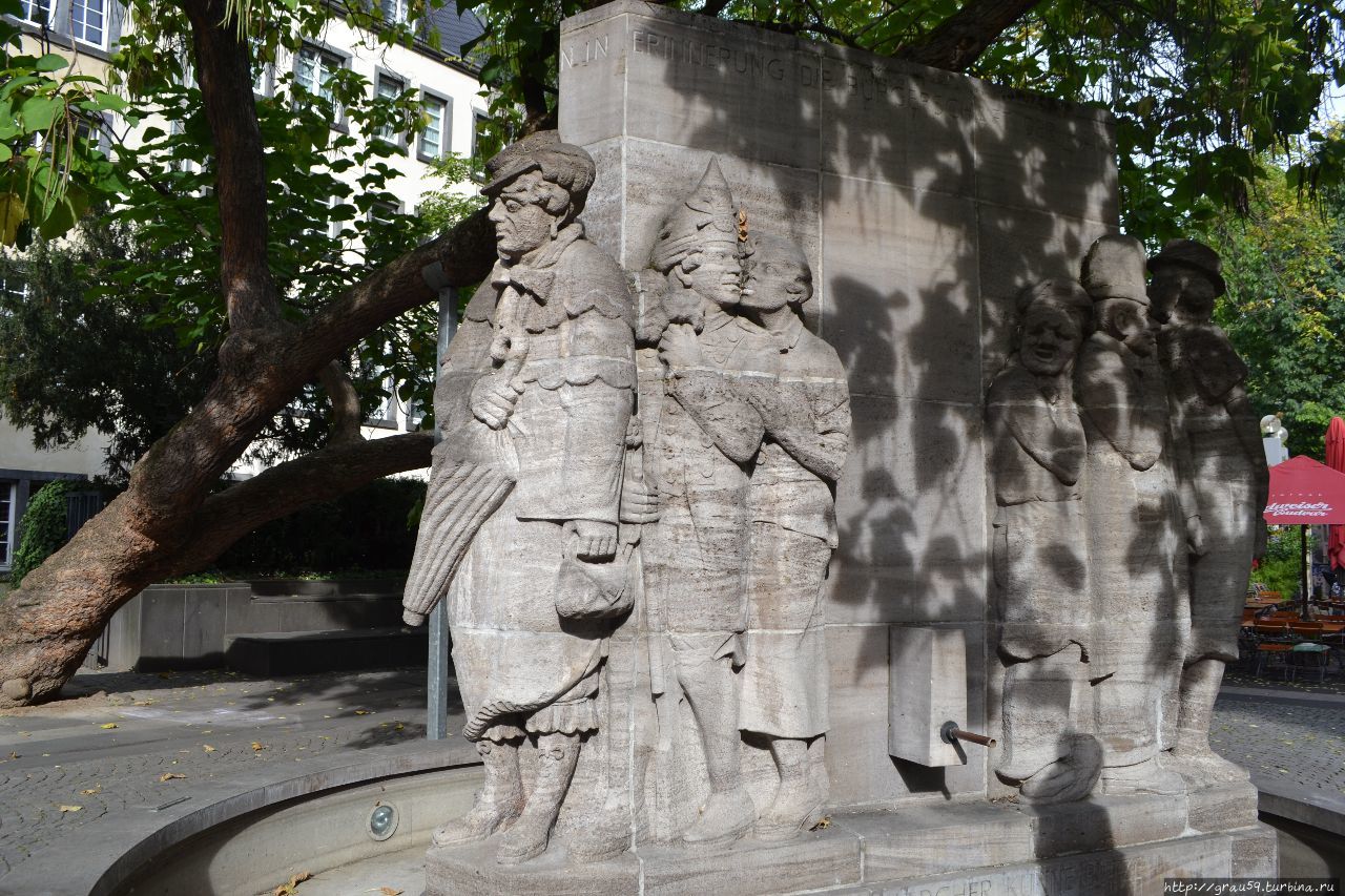 Фонтан-памятник Вилли Остерману Кёльн, Германия