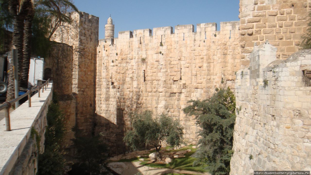 По Иерусалиму: Иудейские святыни Иерусалим, Израиль