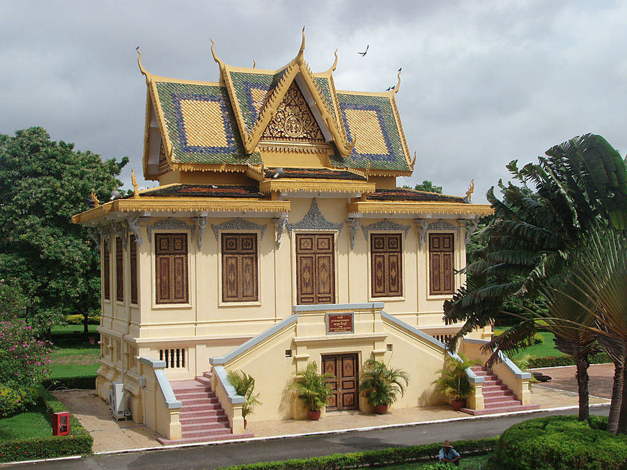 Пномпень. Королевский Дворец и Серебряная пагода Пномпень, Камбоджа
