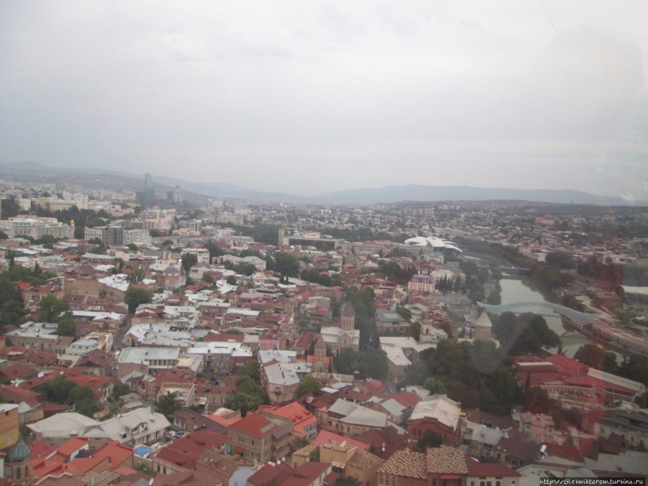Канатная дорога от парка Европы до крепости  Нарикала Тбилиси, Грузия