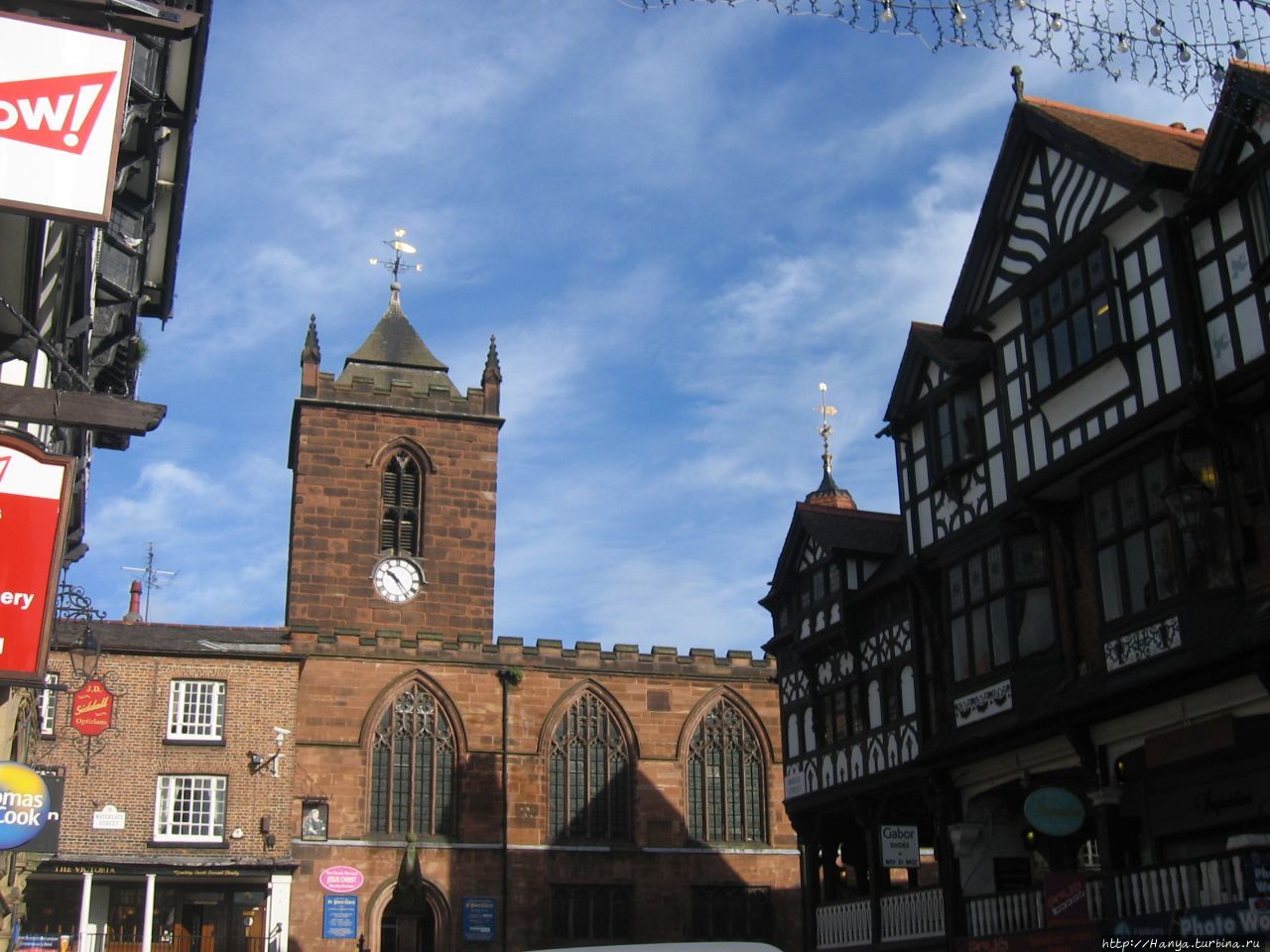 Бридж-стрит и церковь Св. Петра в Честере Честер, Великобритания