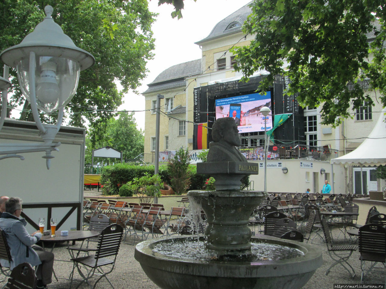 ЧМ 2014 — подготовка к просмотру футбола Бинген-на-Рейне, Германия